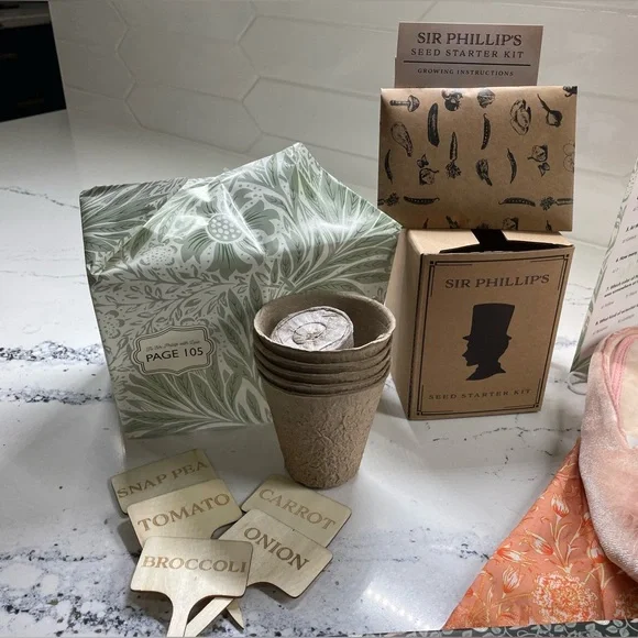 Once Upon A Book Club Bridgerton Volume 2 Gift Set - Picture 2 of 10